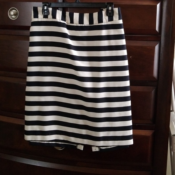 Skirt - Picture 1 of 1